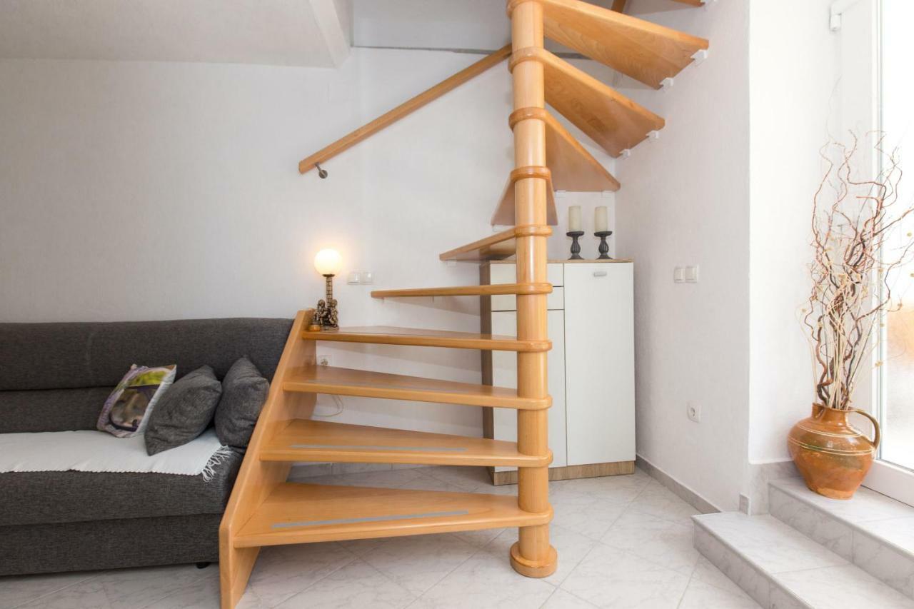 Apartman Marija 218 Risika Eksteriør billede