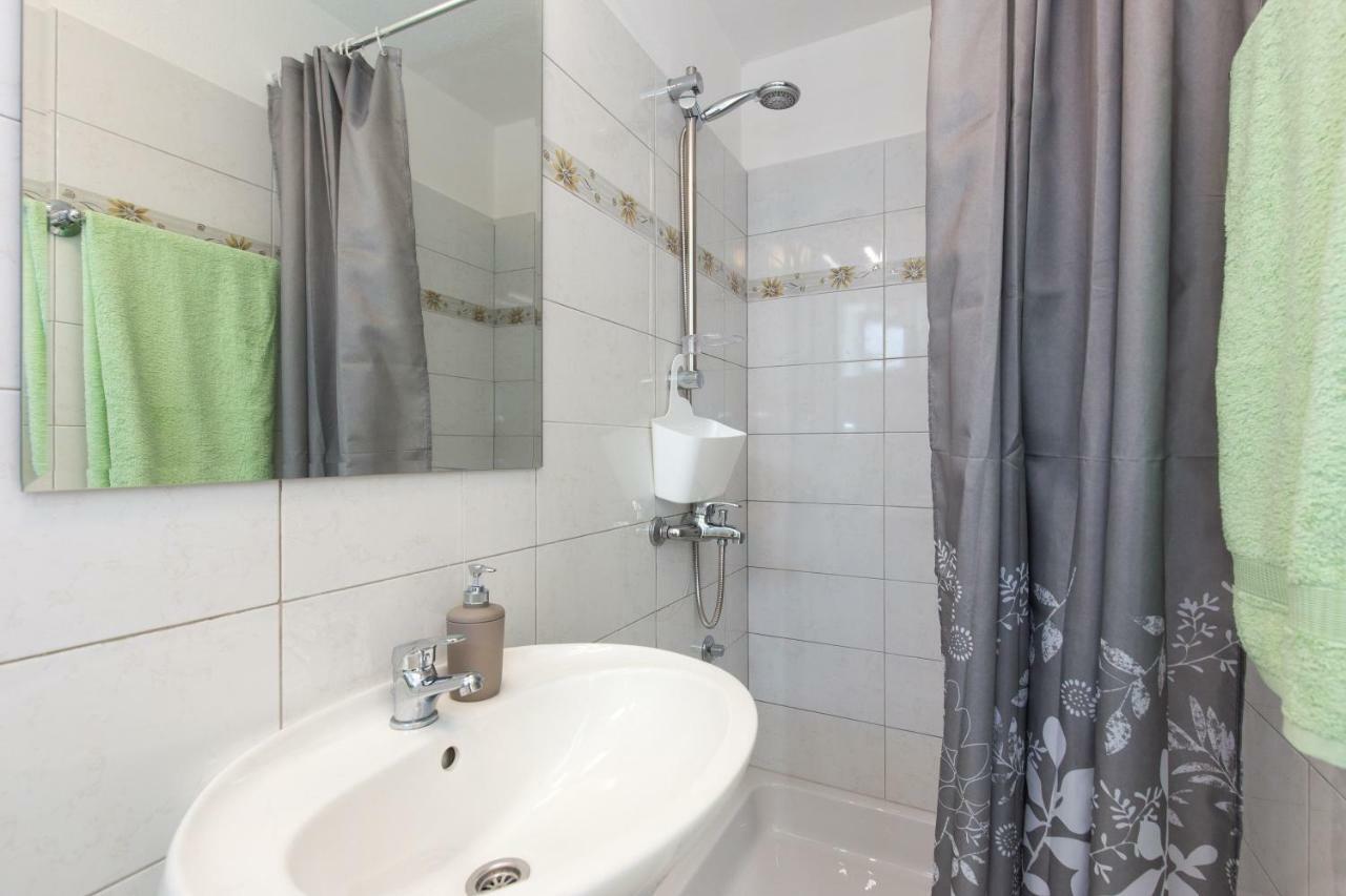 Apartman Marija 218 Risika Eksteriør billede